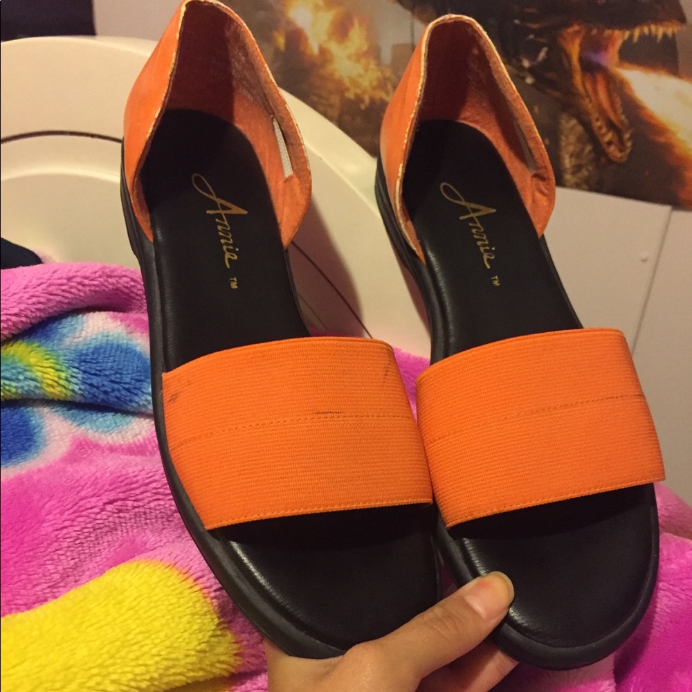 Annie vintage sandals